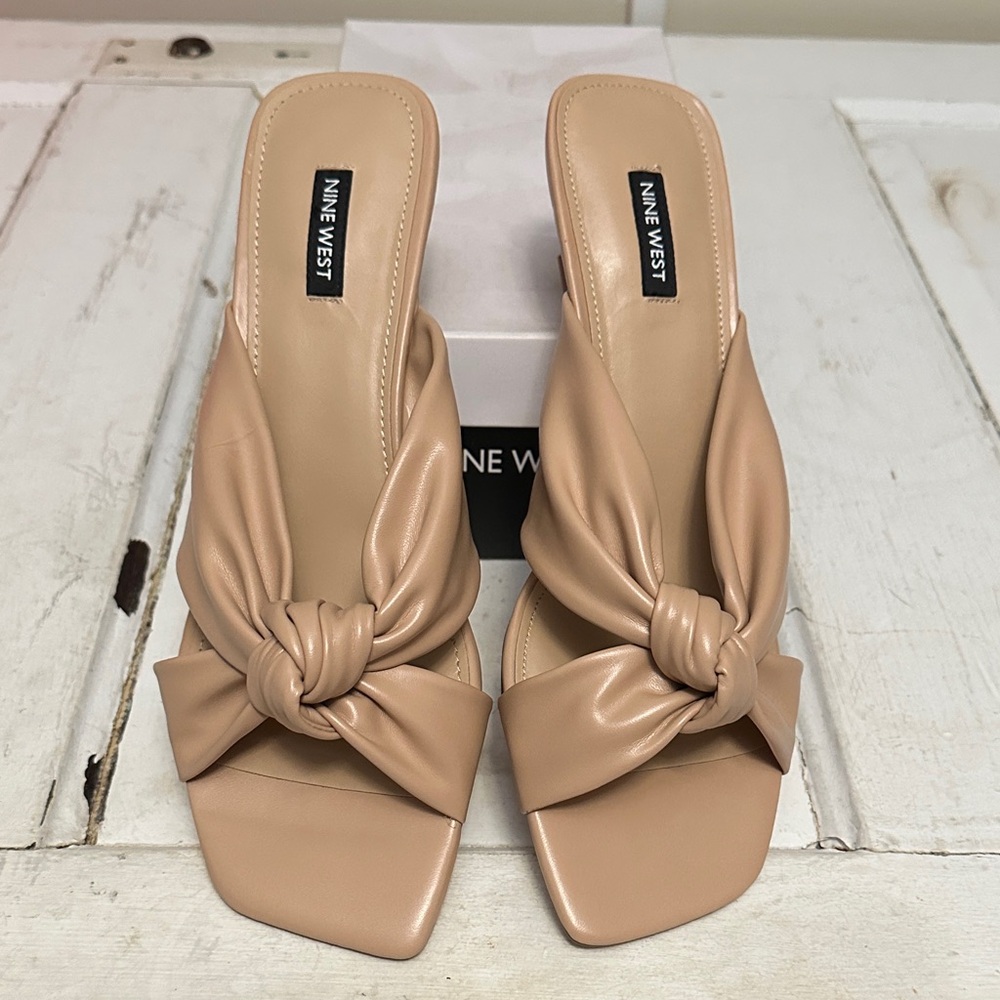 Nine West Women's Beige Knotted Heels - Picture 3 of 5